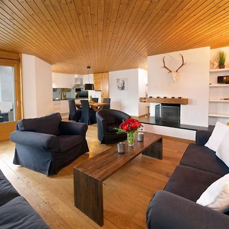 Schweizerhof Ferienwohnungen Lenzerheide 2 Bilik gambar